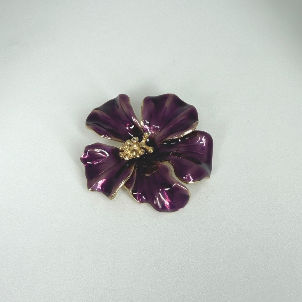 Purple Enamel Flower Brooch Gold Tone Hibiscus Floral Pin Plum Botanical Jewelry
